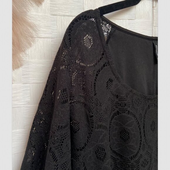 New Directions Black Lace Lined Top Size L - Picture 2 of 5